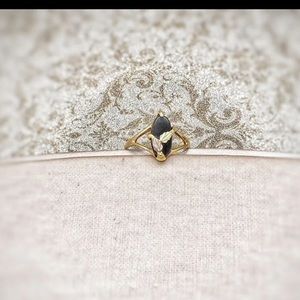 10Kt SOLID GOLD BLACK HILLS RING